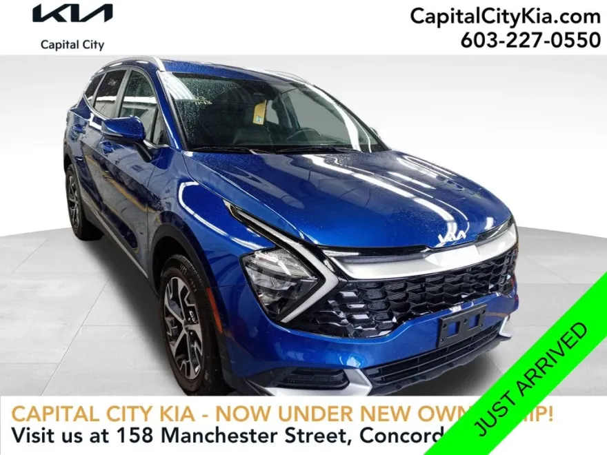 2023 Kia Sportage EX photo 1