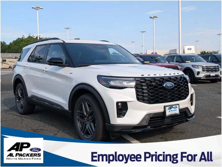2025 Ford Explorer ST-Line photo 1