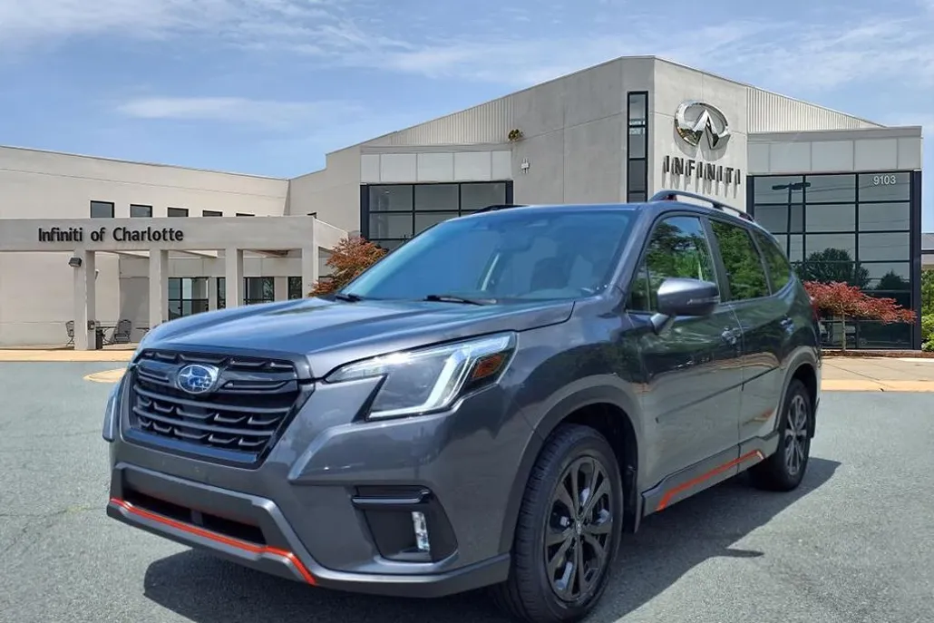 2023 Subaru Forester Sport photo 1
