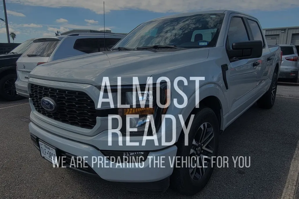 2023 Ford F-150 XL photo 1