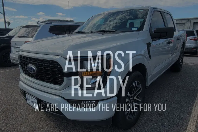 2023 Ford F-150 XL photo 1