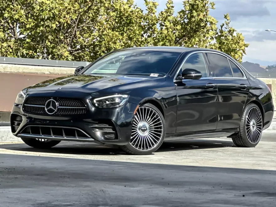 2022 Mercedes Benz E 350 photo 1