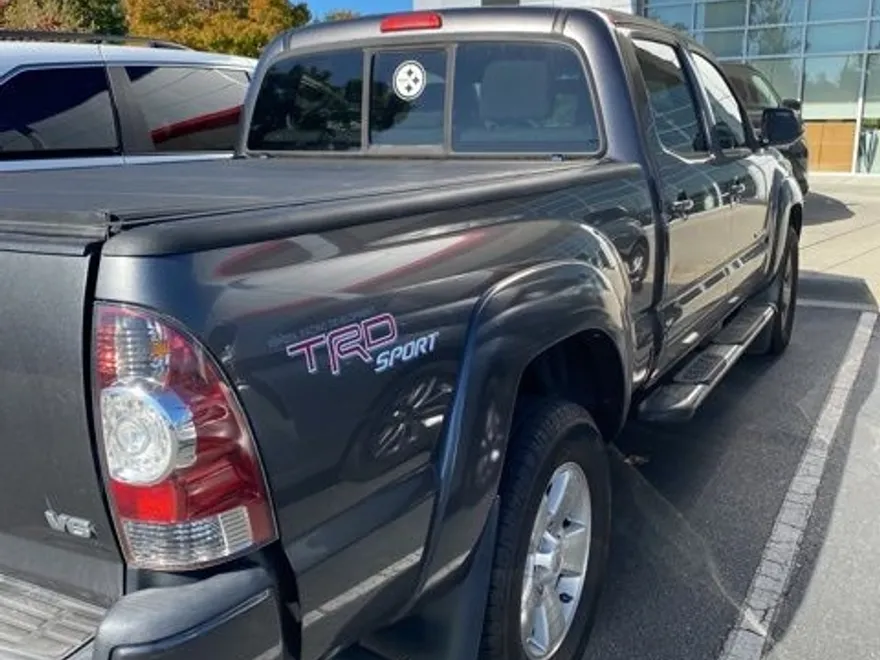 2013 Toyota Tacoma Base V6 photo 1
