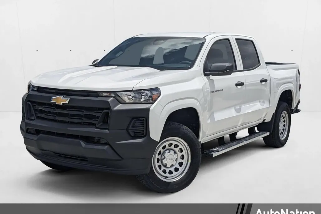 2025 Chevrolet Colorado LT photo 1