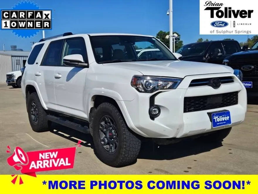 2023 Toyota 4Runner SR5 Premium photo 1