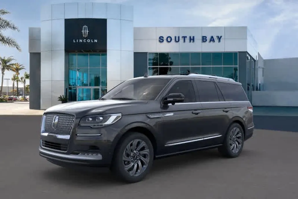 2024 Lincoln Navigator Reserve photo 1