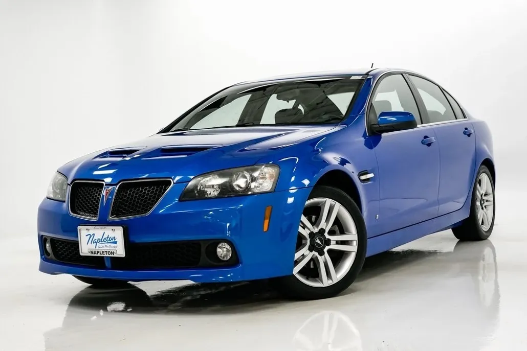 2009 Pontiac G8 Base photo 1
