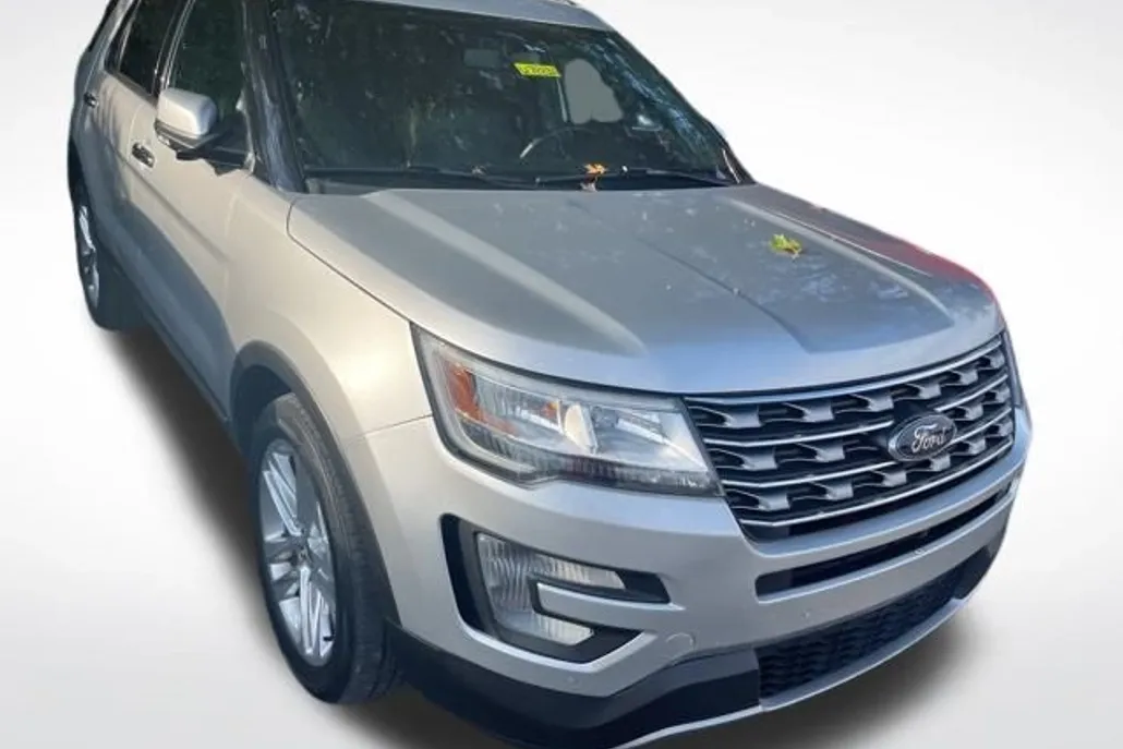 2017 Ford Explorer Limited photo 1