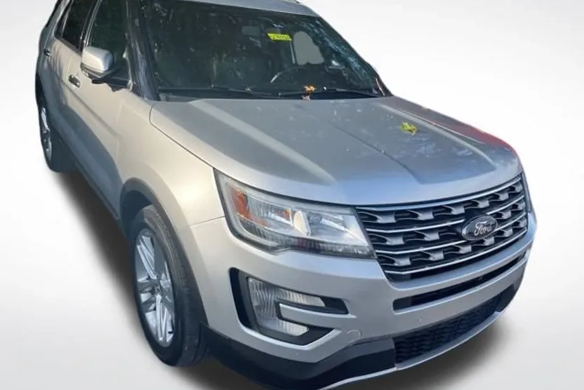 2017 Ford Explorer Limited photo 1