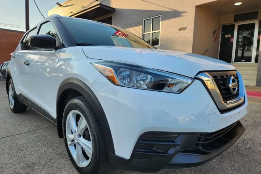 2018 Nissan Kicks photo 1