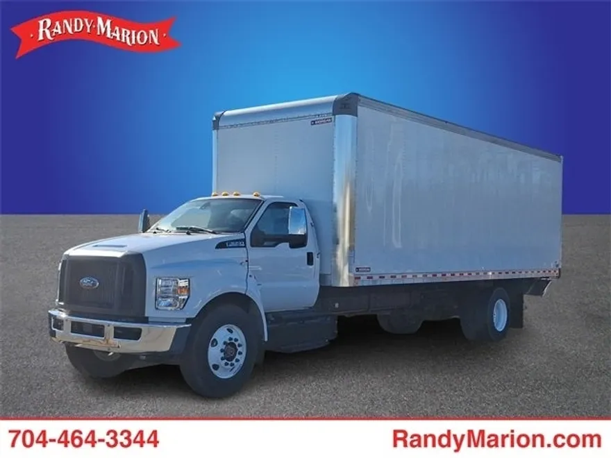 2023 Ford F-650 photo 1