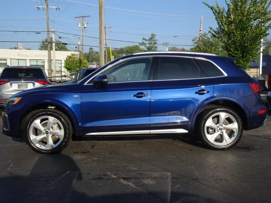 2025 Audi Q5 S line Premium Plus photo 1