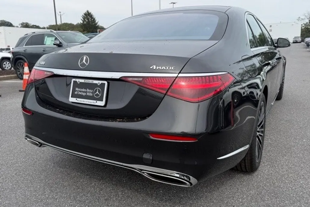 2026 Mercedes Benz S 500 4MATIC photo 1