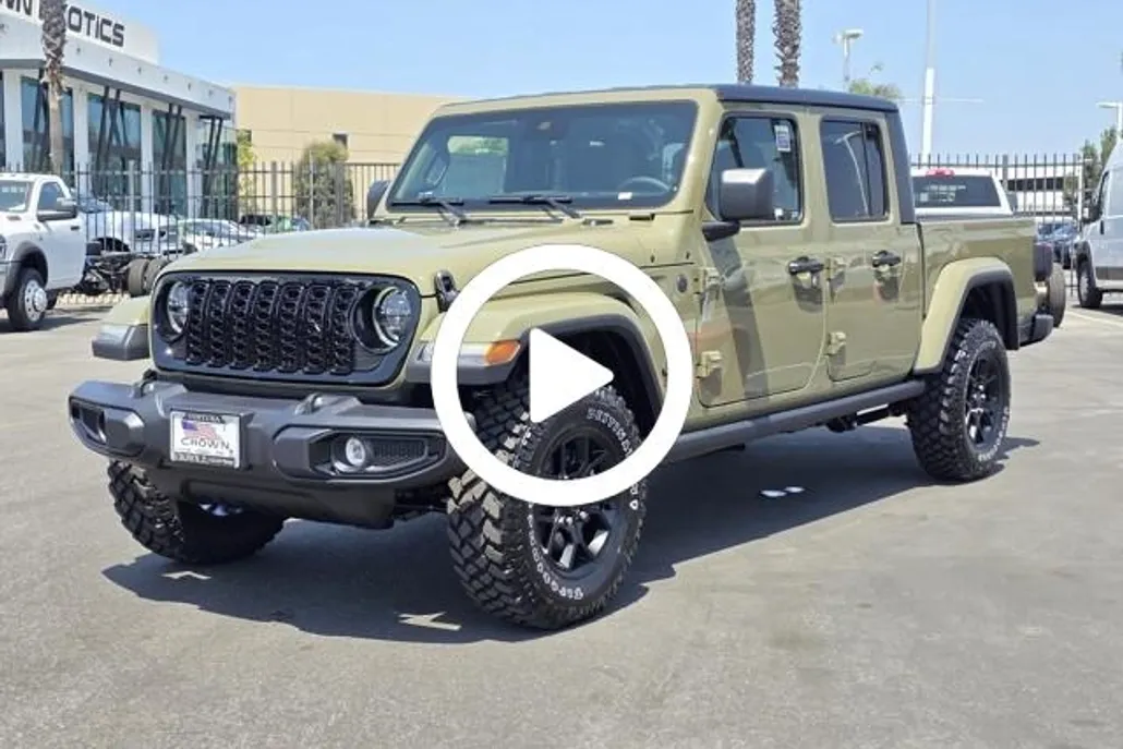2025 Jeep Gladiator Willys photo 1