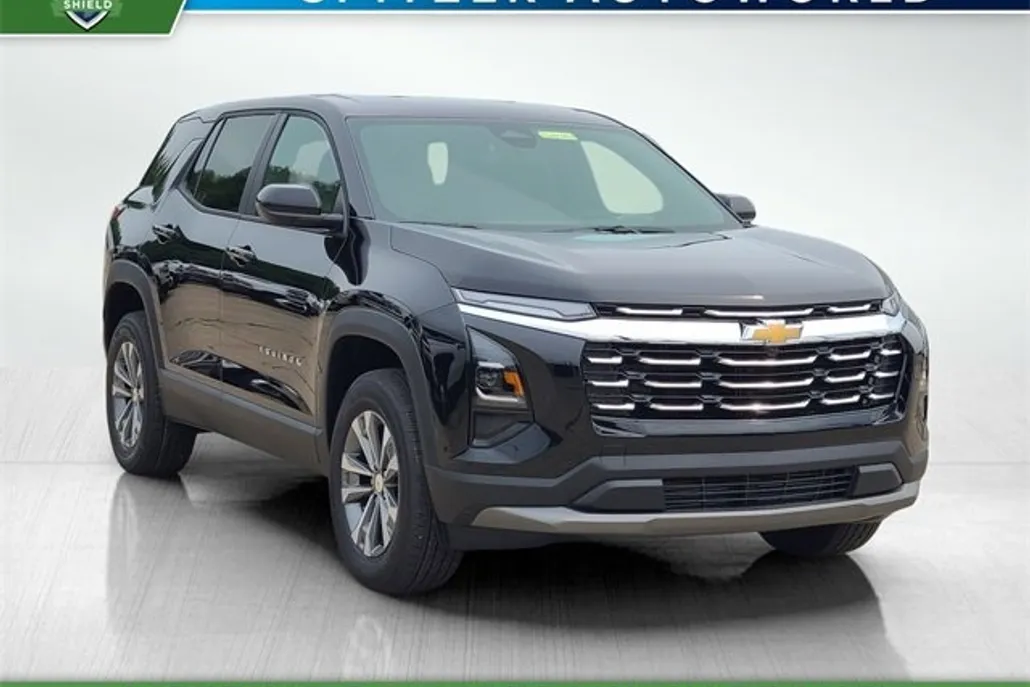 2026 Chevrolet Equinox LT photo 1