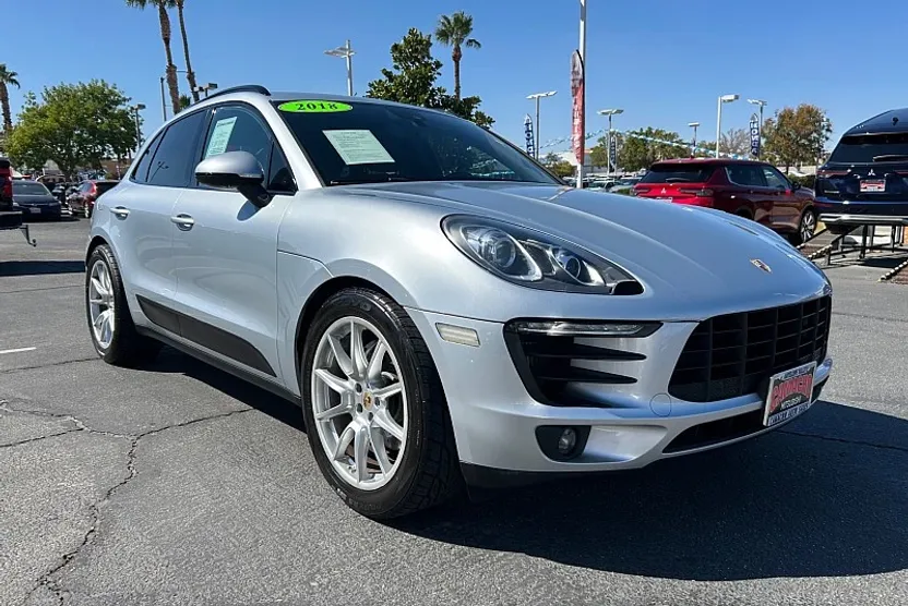 2018 Porsche Macan S photo 1