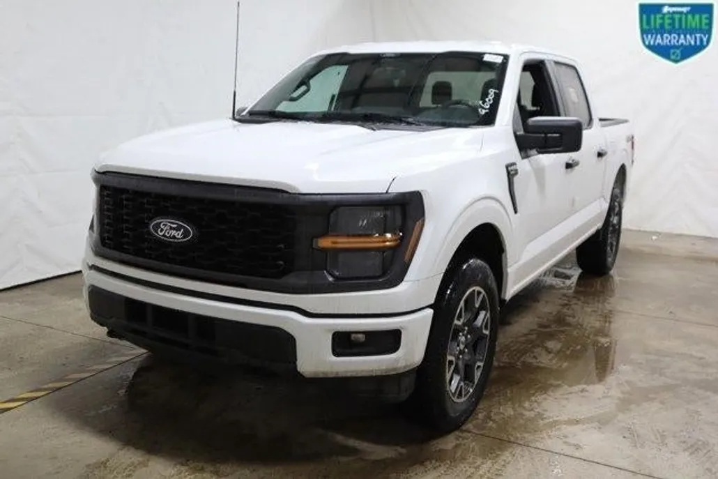 2025 Ford F-150 STX photo 1