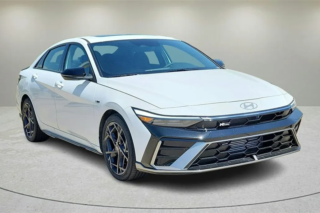 2025 Hyundai Elantra N Line photo 1