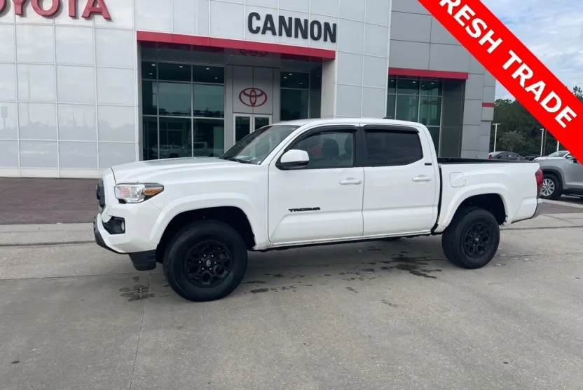 2022 Toyota Tacoma SR5 V6 photo 1
