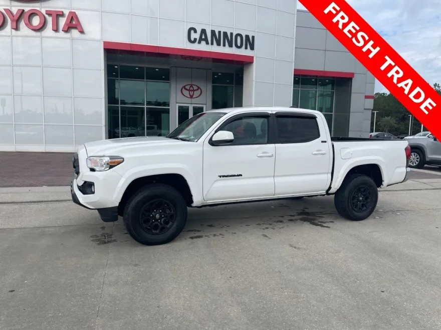 2022 Toyota Tacoma SR5 V6 photo 1