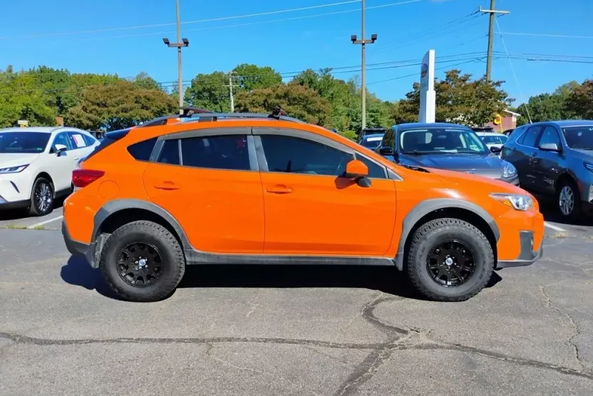 2018 Subaru Crosstrek 2.0i Premium photo 1