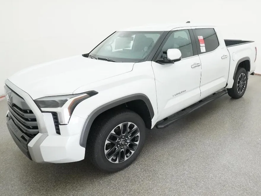 2025 Toyota Tundra Limited CrewMax photo 1