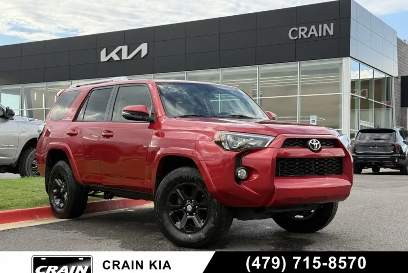 2017 Toyota 4Runner SR5 Premium photo 1