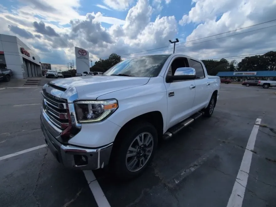 2020 Toyota Tundra 1794 Edition CrewMax photo 1