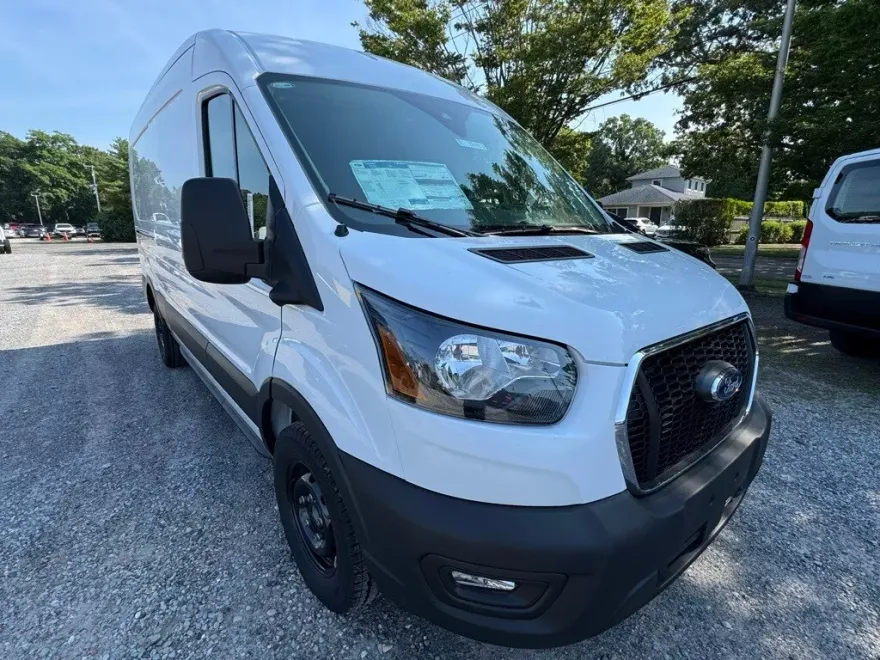 2025 Ford Transit photo 1