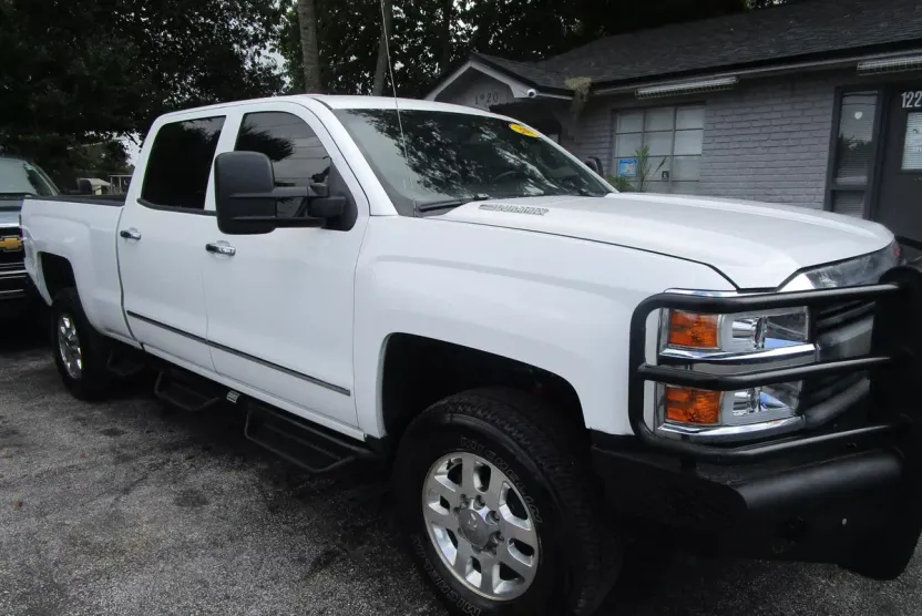2015 Chevrolet Silverado 2500HD LTZ photo 1