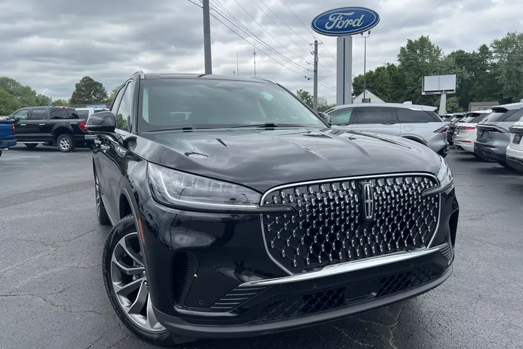 2025 Lincoln Aviator Premiere photo 1
