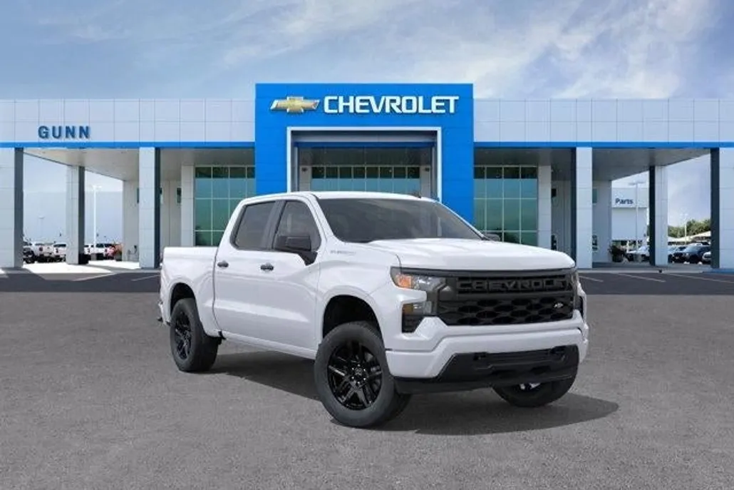 2026 Chevrolet Silverado 1500 Custom photo 1