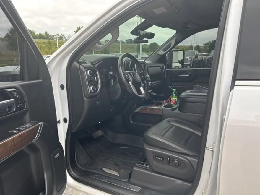 2020 Gmc Sierra 2500 HD Denali photo 1