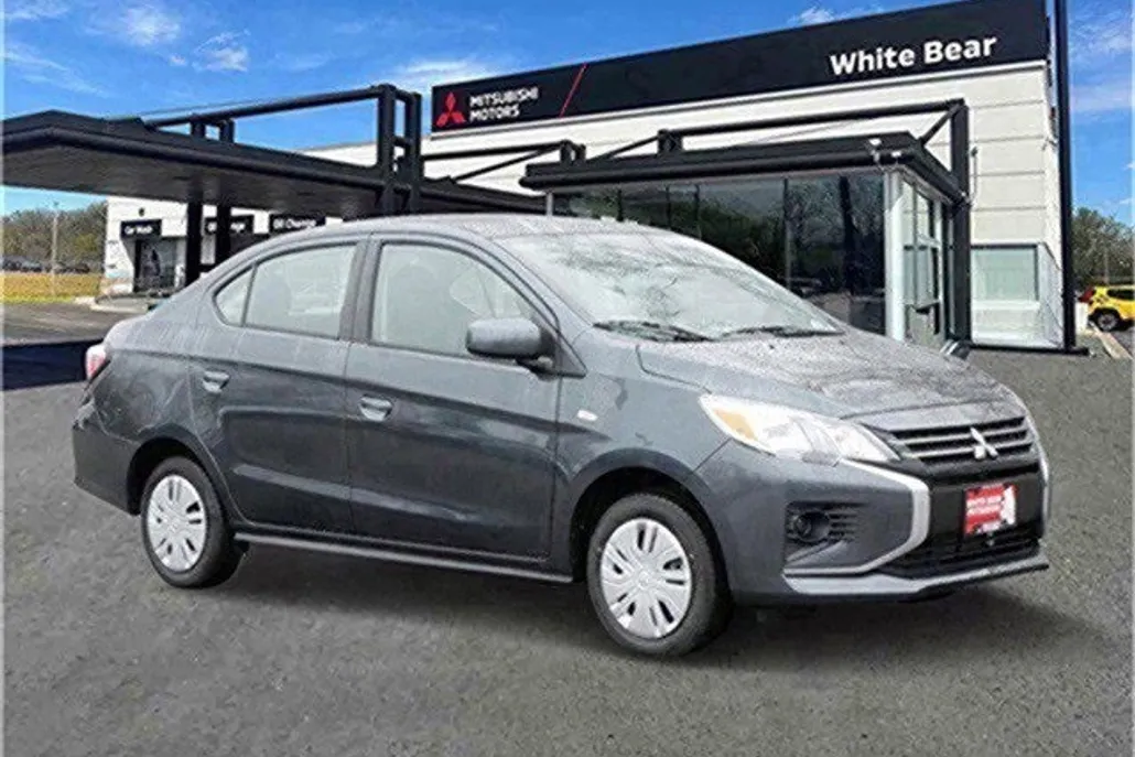 2024 Mitsubishi Mirage G4 ES photo 1