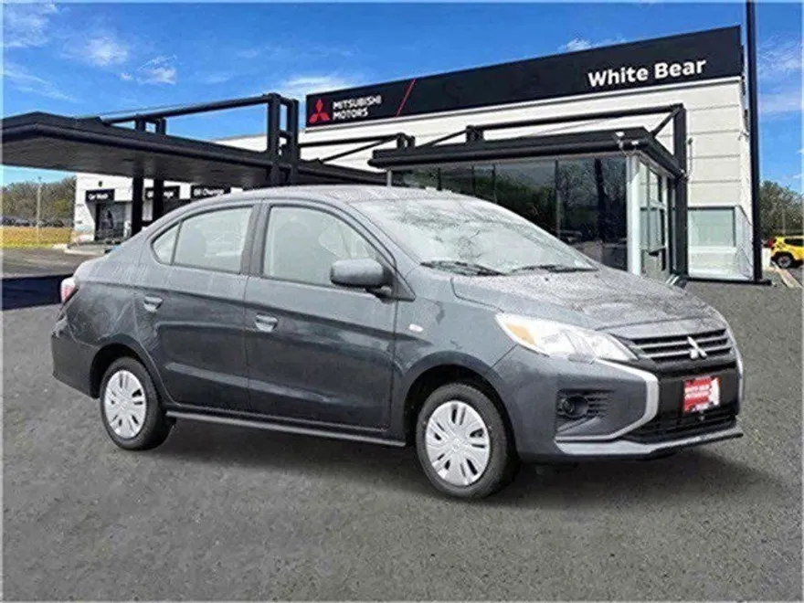 2024 Mitsubishi Mirage G4 ES photo 1