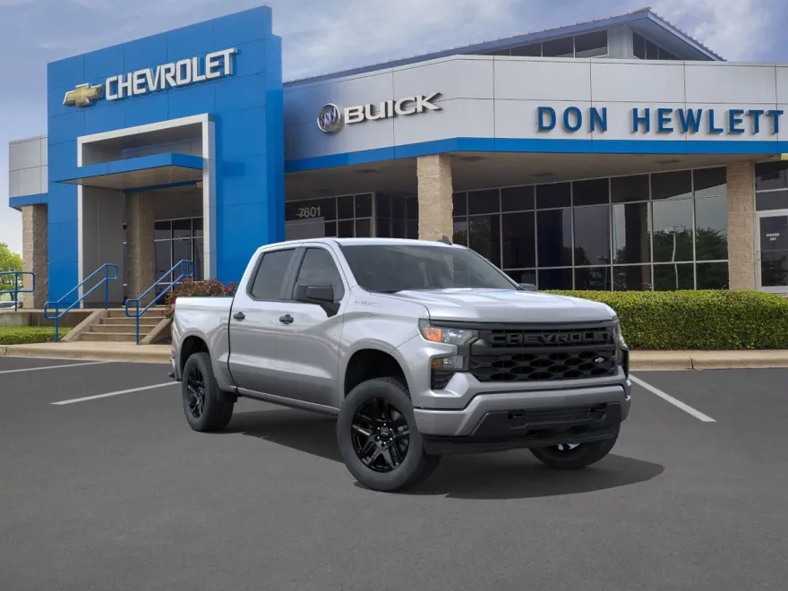 2025 Chevrolet Silverado 1500 Custom photo 1