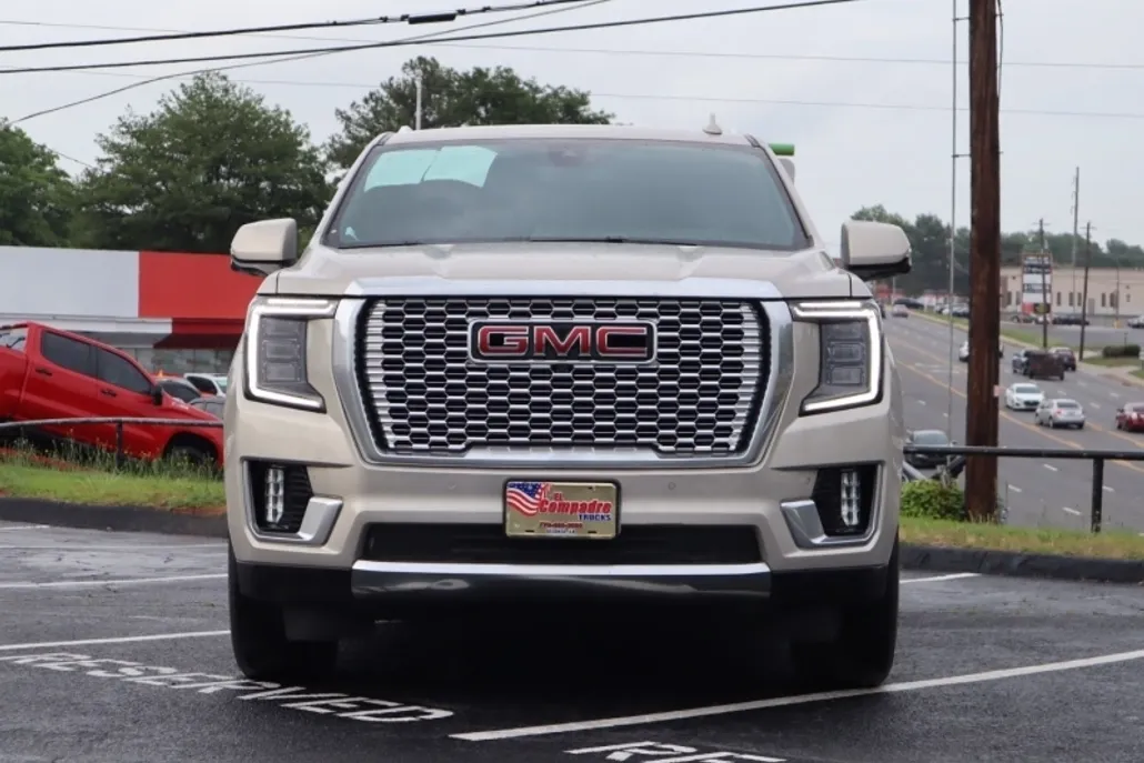 2021 Gmc Yukon XL Denali photo 1