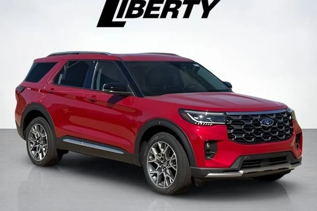 2025 Ford Explorer Platinum photo 1