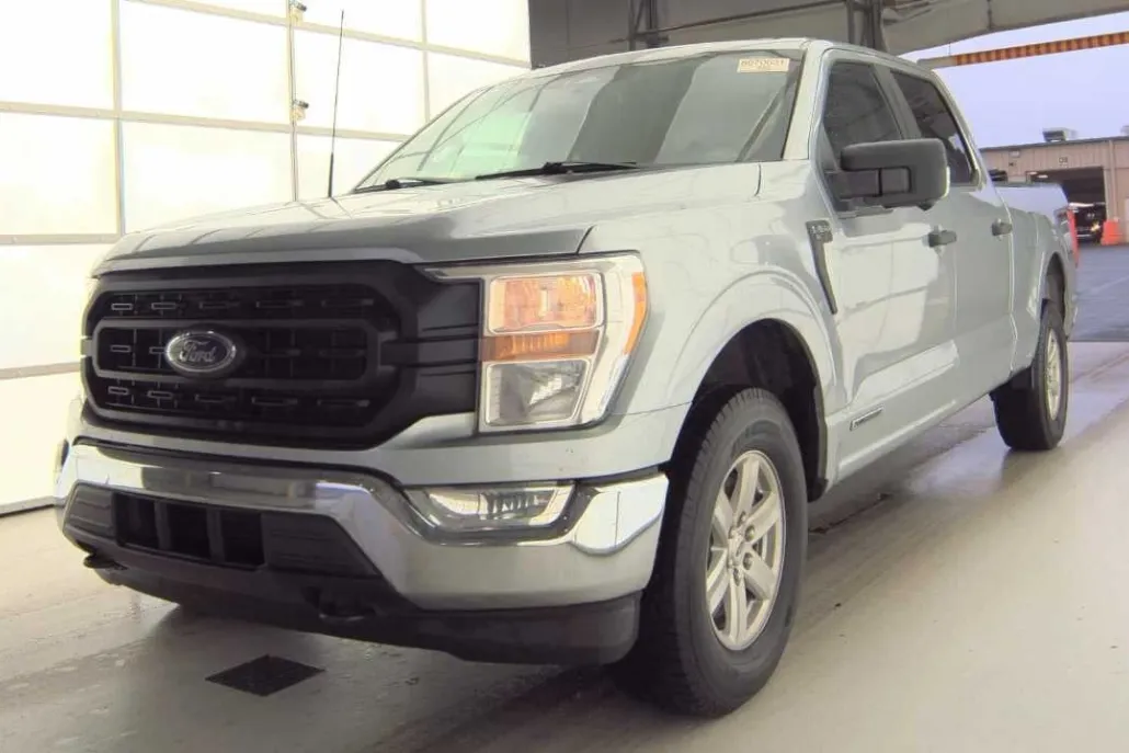 2022 Ford F-150 XL photo 1