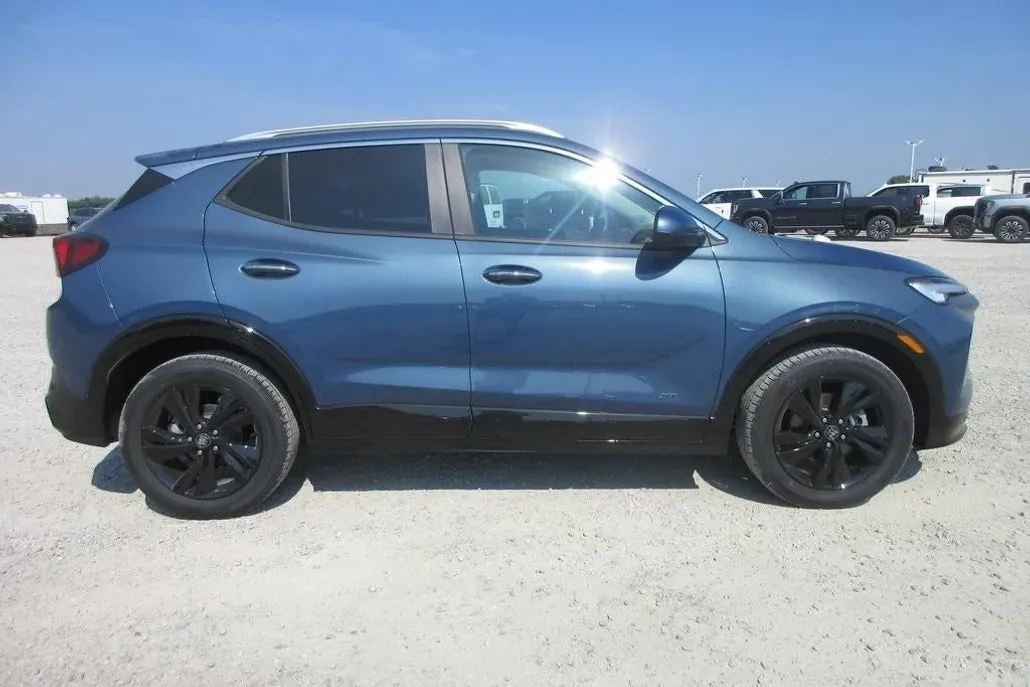 2026 Buick Encore GX Sport Touring photo 1