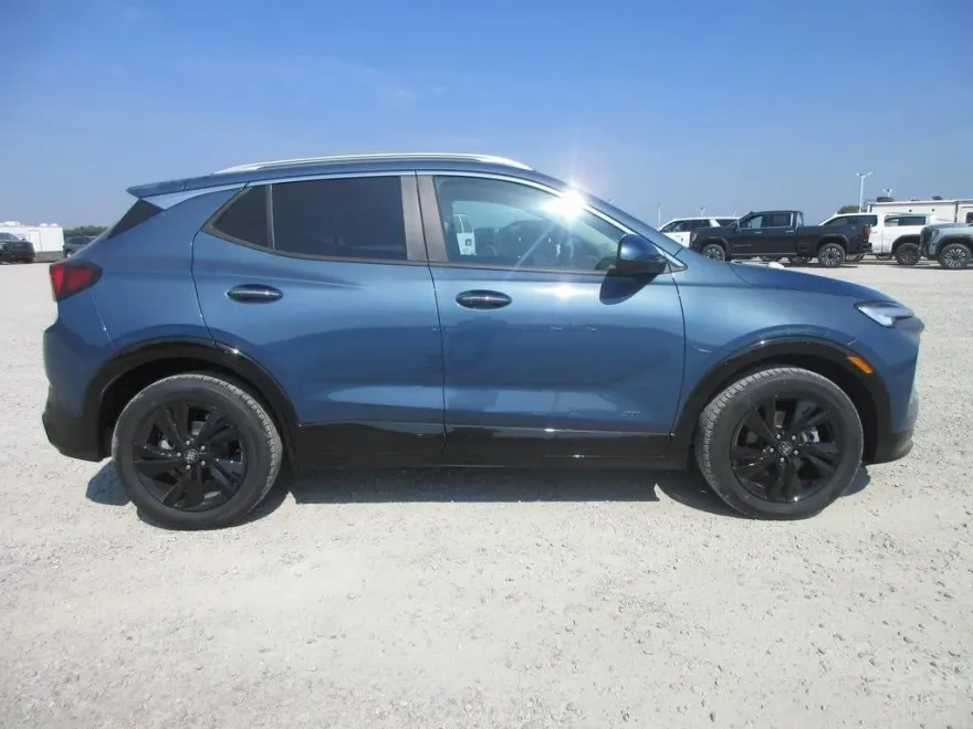 2026 Buick Encore GX Sport Touring photo 1