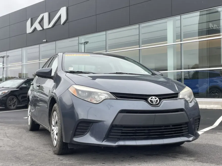 2014 Toyota Corolla L photo 1