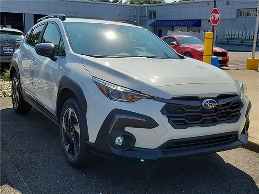 2024 Subaru Crosstrek Limited photo 1