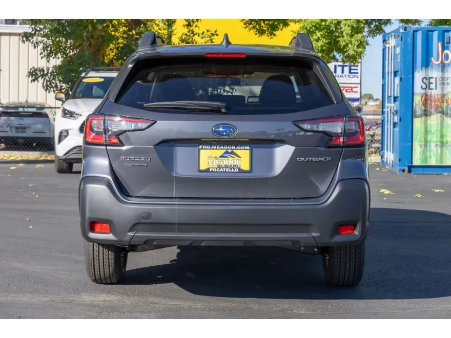 2025 Subaru Outback Premium photo 1