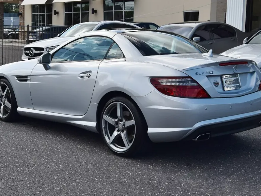 2015 Mercedes Benz SLK 250 photo 2