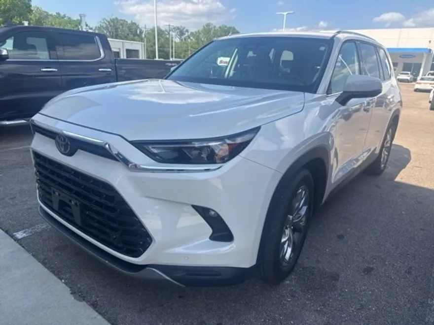 2024 Toyota Grand Highlander Limited photo 1