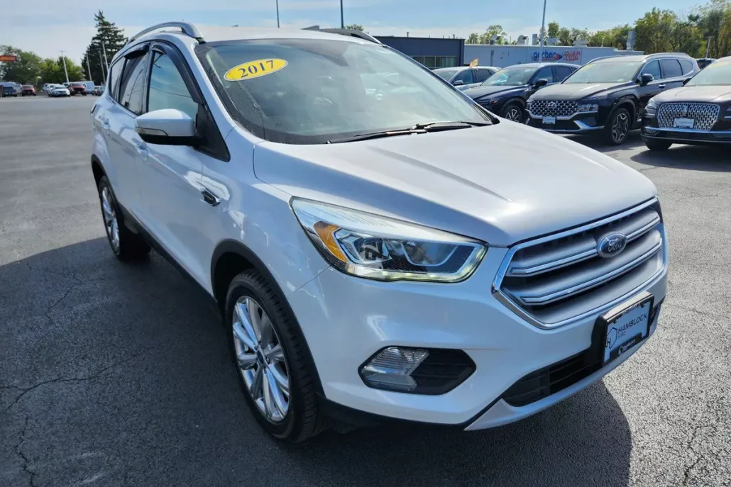 2017 Ford Escape Titanium photo 1