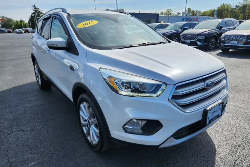2017 Ford Escape Titanium photo 1
