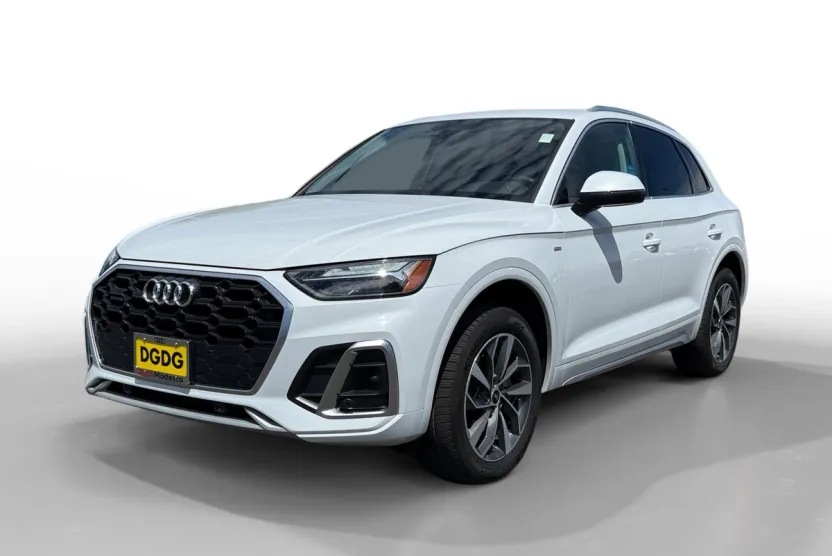 2024 Audi Q5 45 S line Premium photo 1