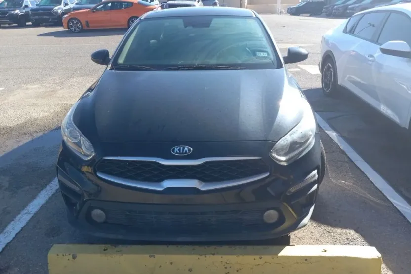 2020 Kia Forte FE photo 1